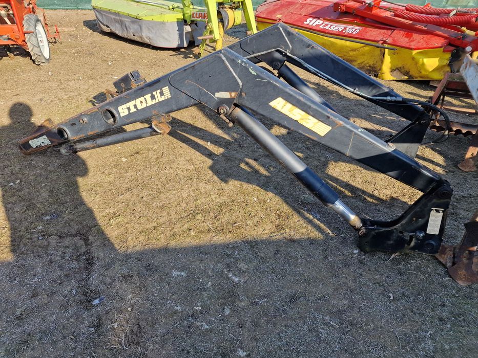 Brat incarcator frontal STOLL