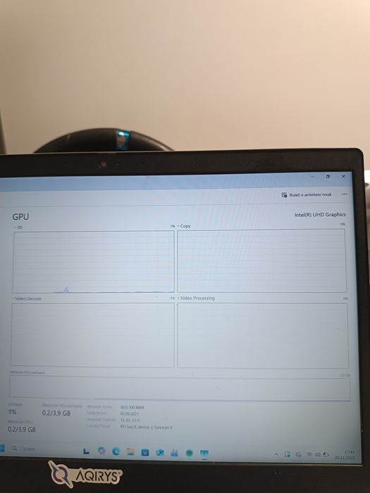 Laptop Lenovo i5-1035G1, 8GB RAM, Intel UHD 4GB, SSD