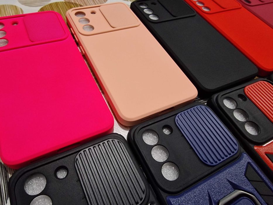 Galaxy S21 FE различни силиконови гърбове