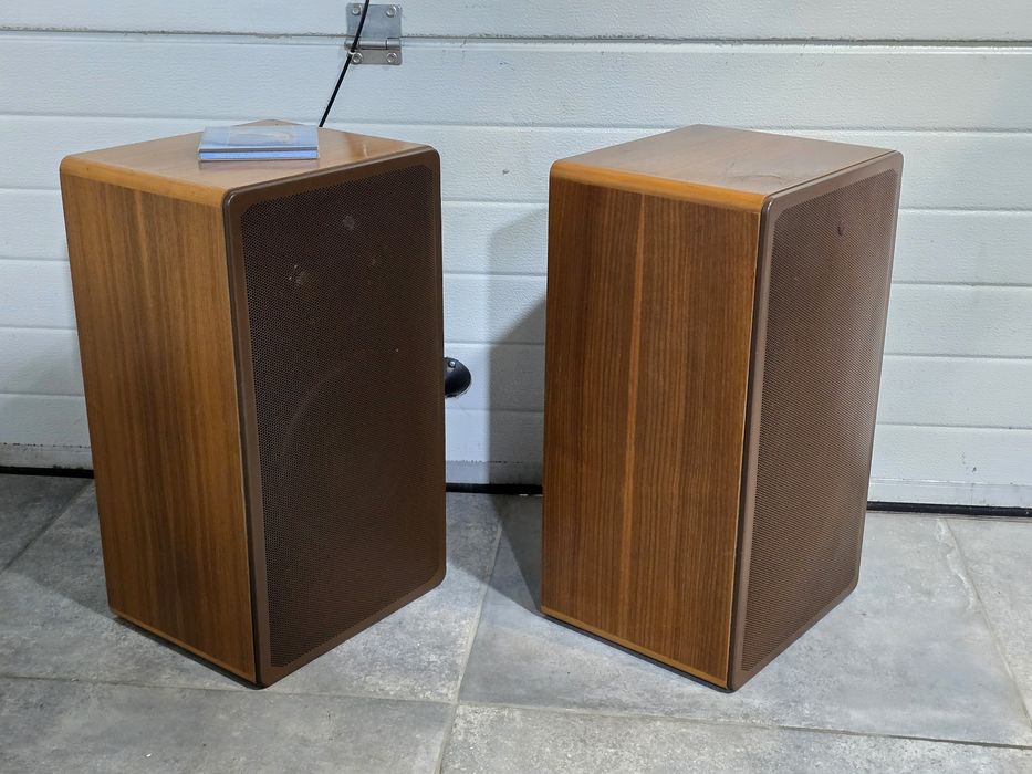 Boxe hifi BRAUN L-830, vintage , 3 cai, compresie, 4 ohm, 70-140w