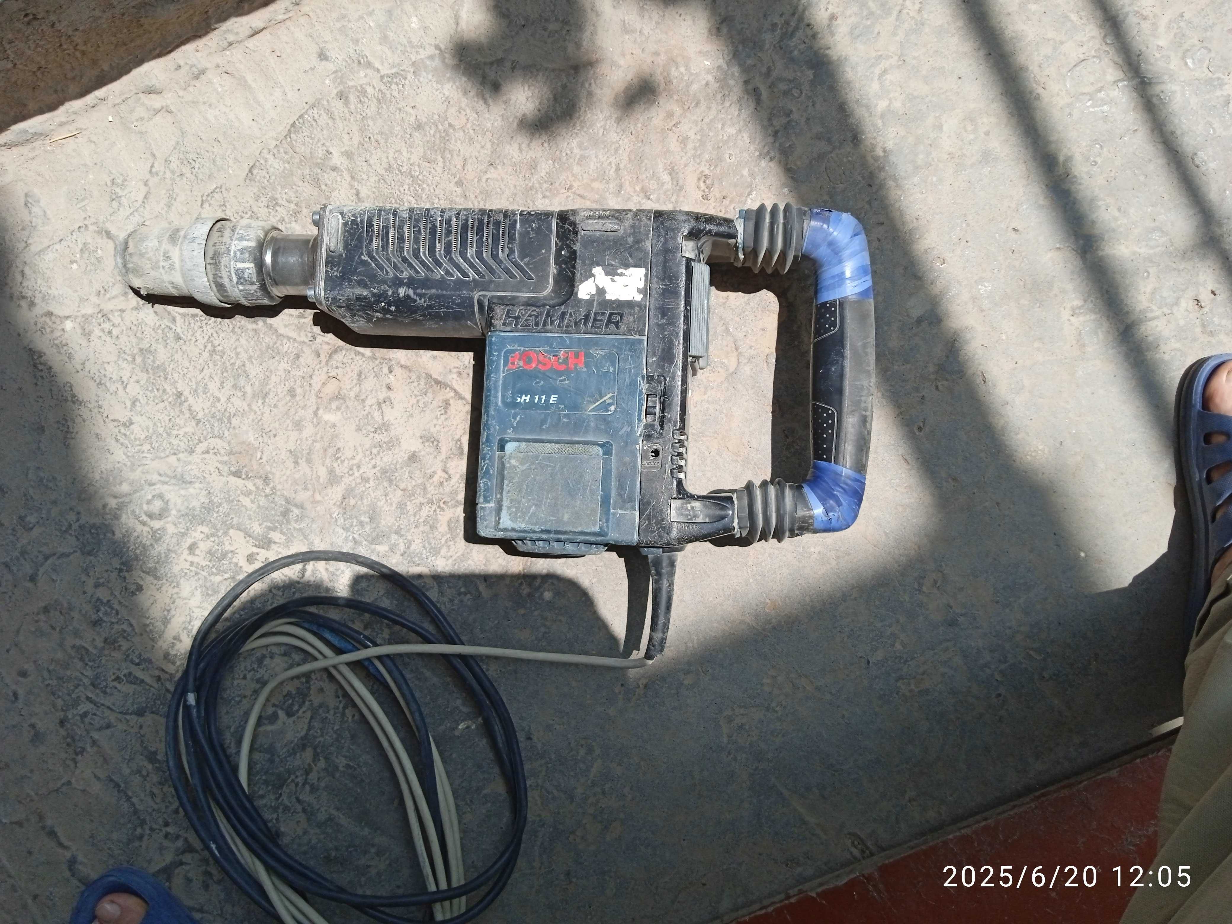 2та Bosch  сотилади