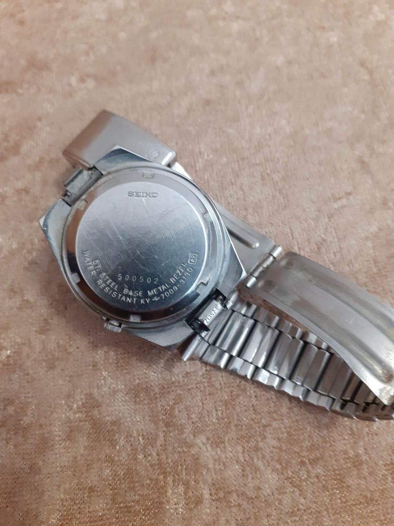 Часовник Seiko оригинален