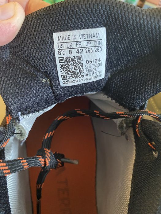 Ghete Adidas Terrex impermeabili marimea 42