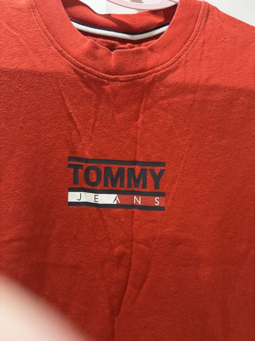 Оригинална дамска рокля Tommy Jeans