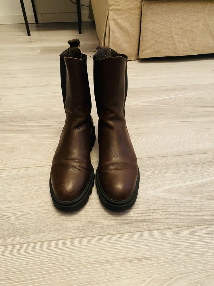 Ghete Massimo Dutti