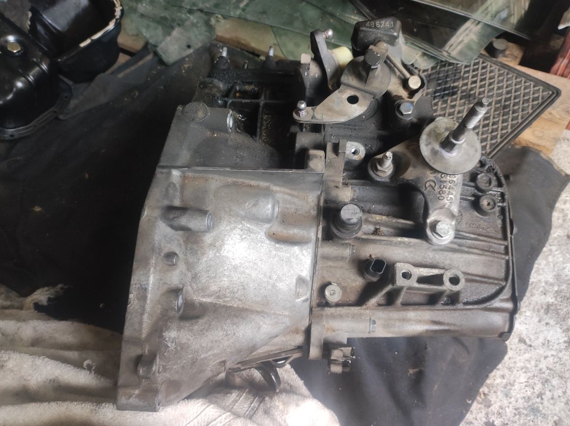 Скоростна кутия за Пежо-5008,2.0HDI-150к.с.