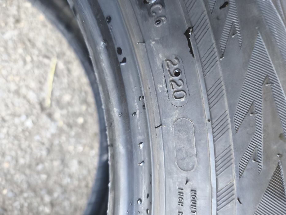 235/55/17" 4бр Nokian wr suv4,dot2920,7mm