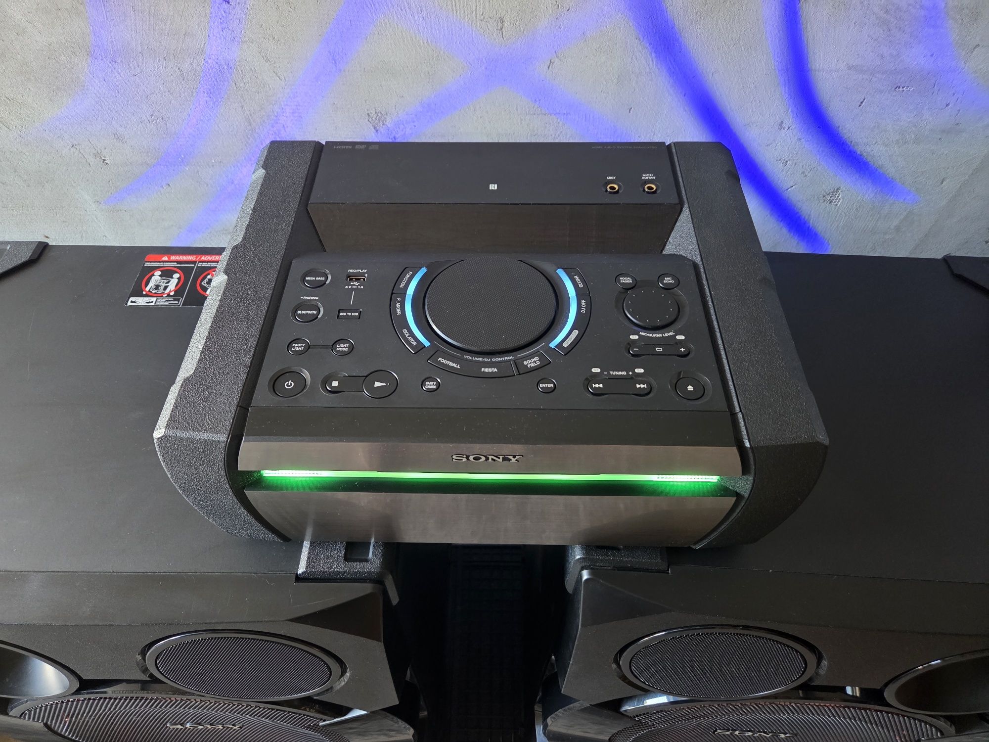Sony ssshake X70P
