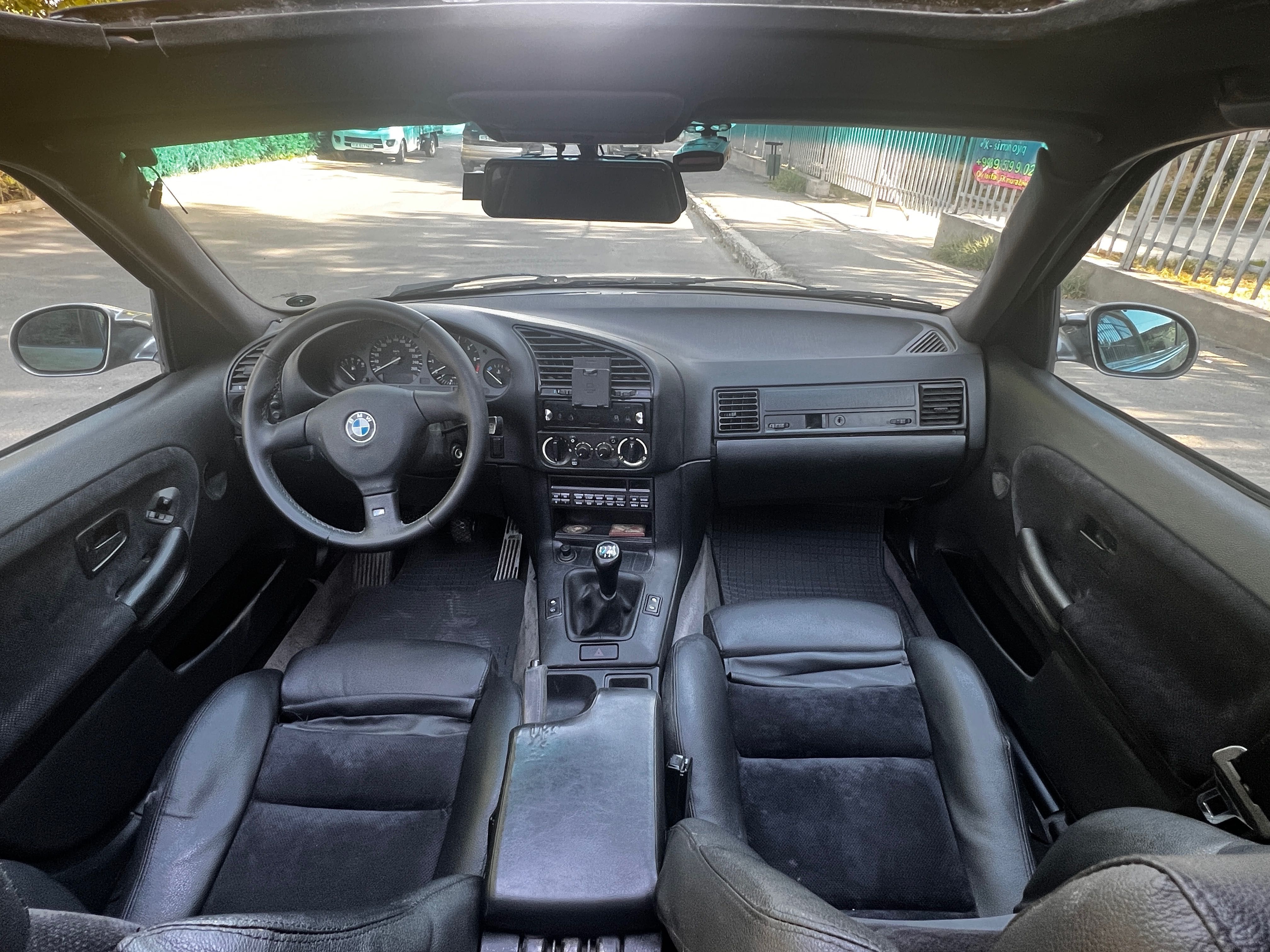 Пристраивается в хорошие руки BMW e36