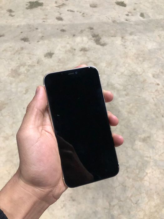 Iphone 11 ideal.    .