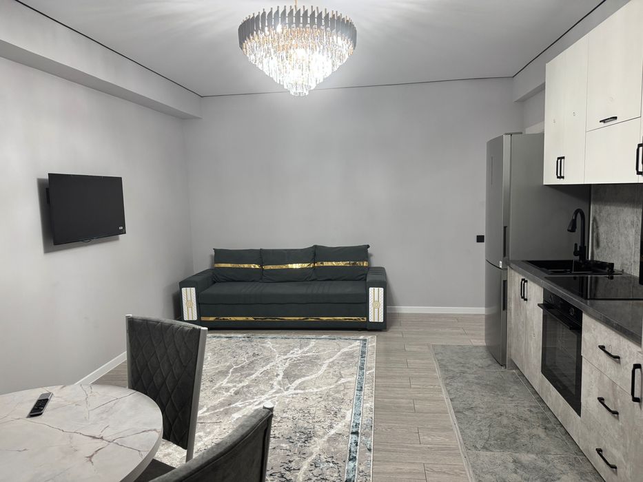 Сдам новую квартиру, в хорошем районе. Сделан евроремонт.