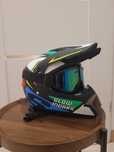 casca cross enduro