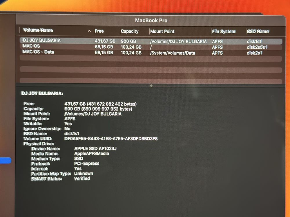 MacBook Pro 13” (2017) Touchbar /  4 thunderbolt – i5 / 16GB / 1TB SSD