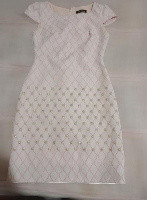 Продам платье нежный розовый