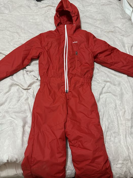 Ски екип момиче