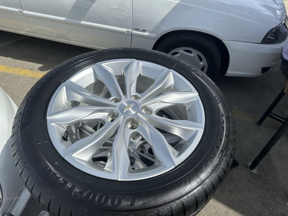 R17 Malibu premer orginal diska balon xolati idial