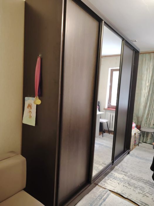 Шкаф купе в отличном состоянии 230×230