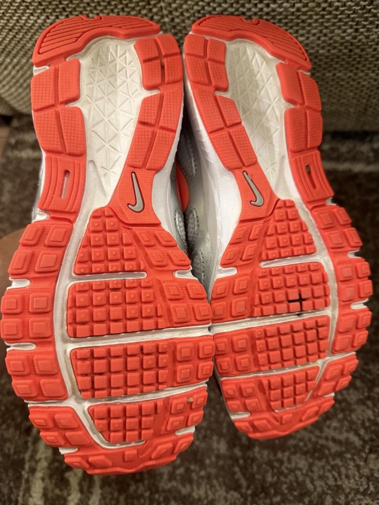 Детскк маратонки за момиче -Nike -35,5номер