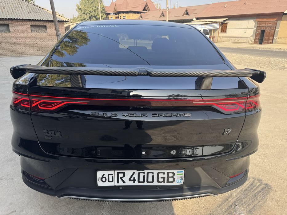 Byd Han Honor Edition 605 srochna sotiladi