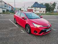 Toyota Avensis 2.0 143 cp 2017