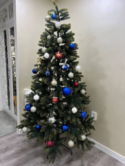 Продается Новогодняя елка