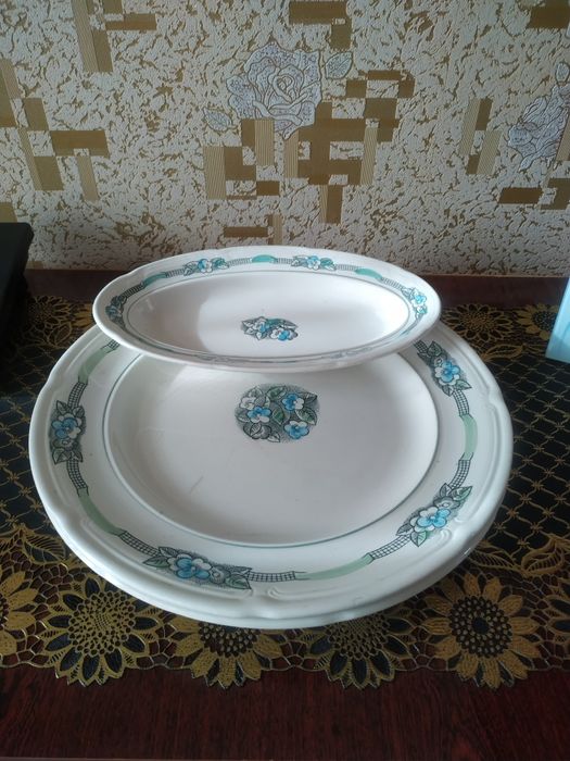 6 блюд круглых, 3 овальных, цена в описании