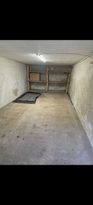 Închiriez garaj zona Tudor