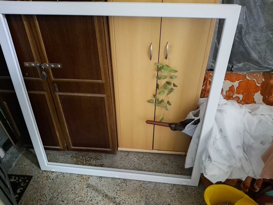 Пвц Дограма прозорец + врата - Много запазени -