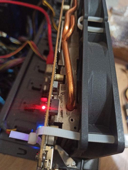 Видеокарти 4 GB в отлично състояние!