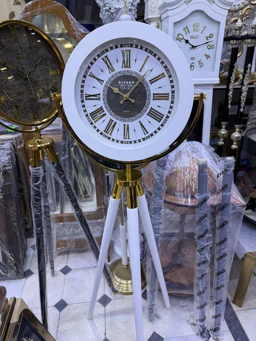 Часы напольные Diyako