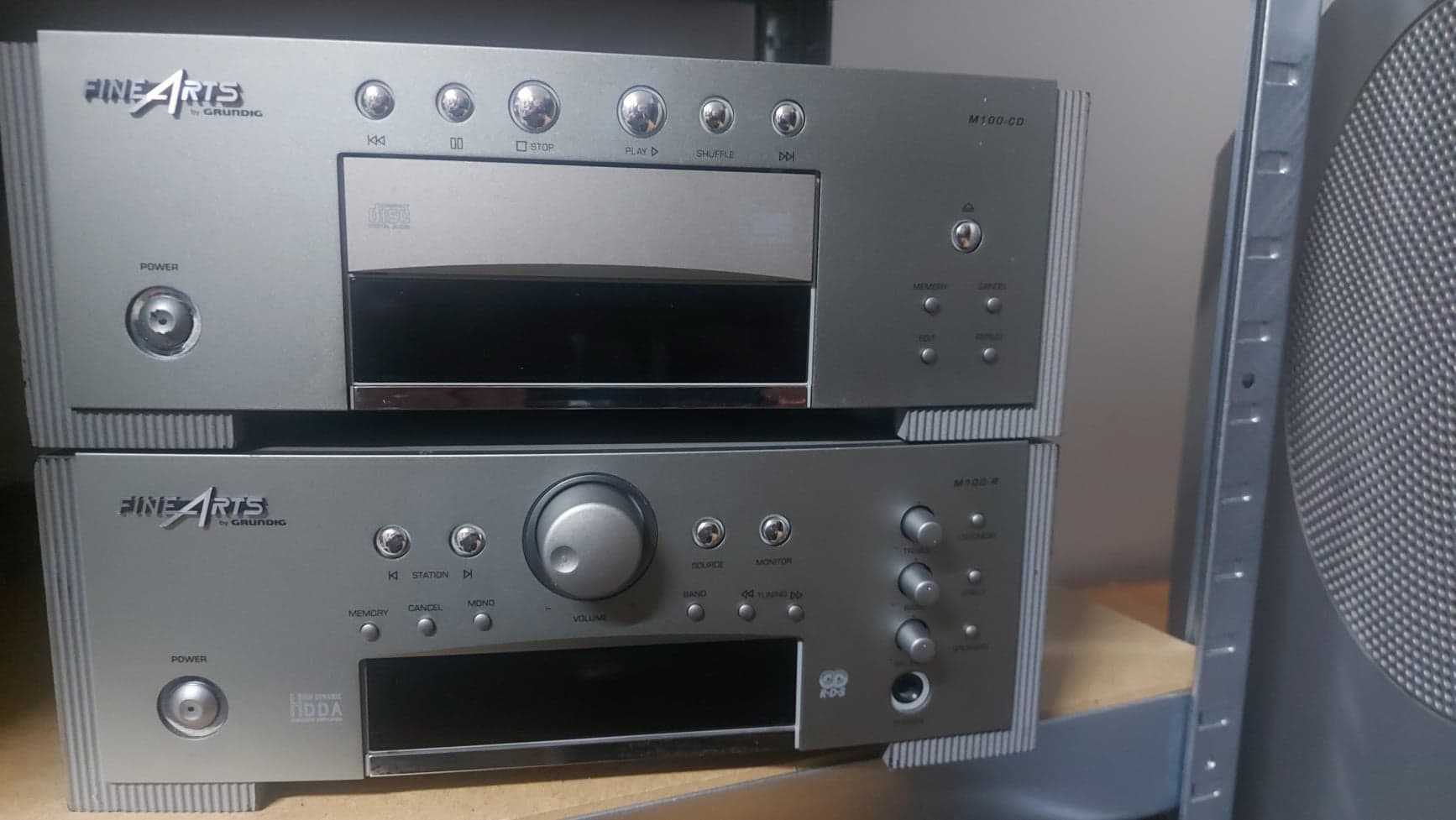 Grundig Fine Arts M100A si M100CD