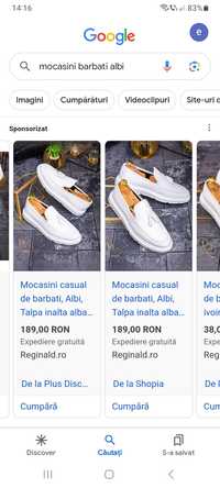 Mocasini casual de bărbați albi.