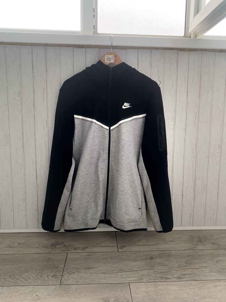 Nike tech flecee