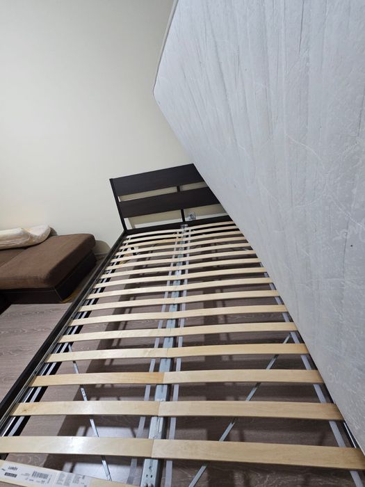 Кровать продам срочно, 160*200 состояние хорошее