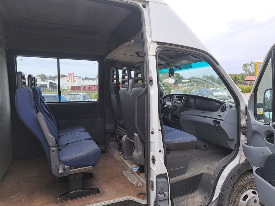 Iveco daily duba 7 locuri  35.180