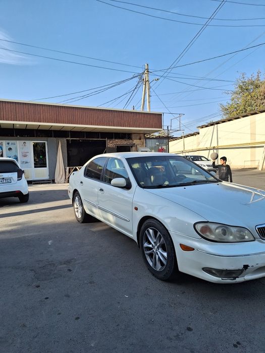 Nissan Maxima 33 Radnoy kiraska