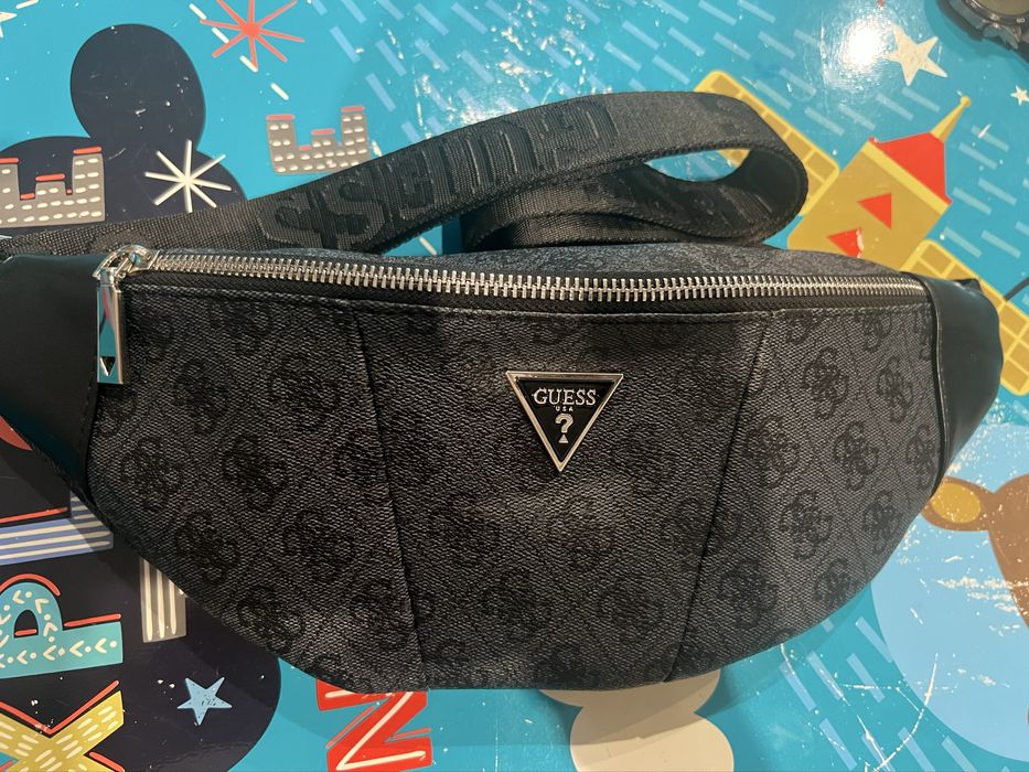 Мъжка чанта през рамо Guess