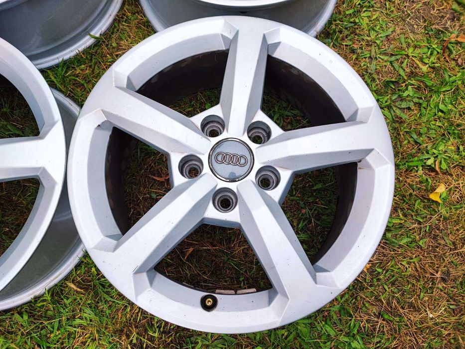 Audi/Ауди; Фолксваген/VW - 16 цола 5x112; 4 бр. оригинални лети джанти