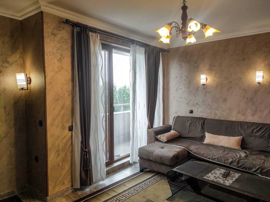 Продава се Тристаен апартамент в София, Банишора - 100 кв.м за 2000 €/кв.м - Снимка #4