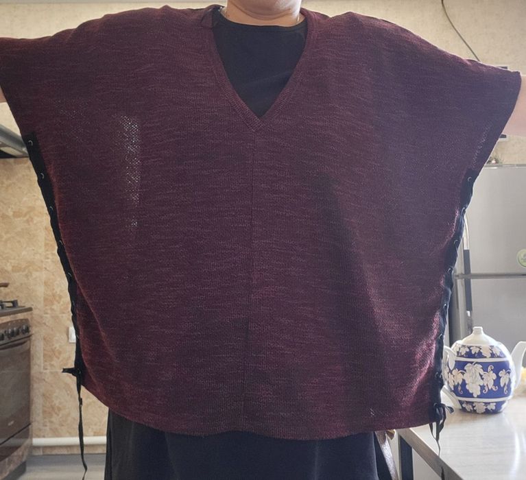 Продается кофточка большого размера. Производство Турция