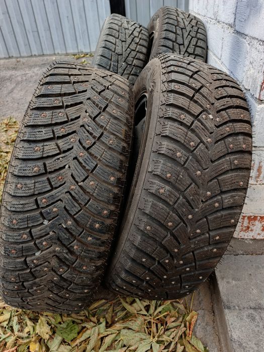 Зимние шины R-16 215/60 Nexen без дисков