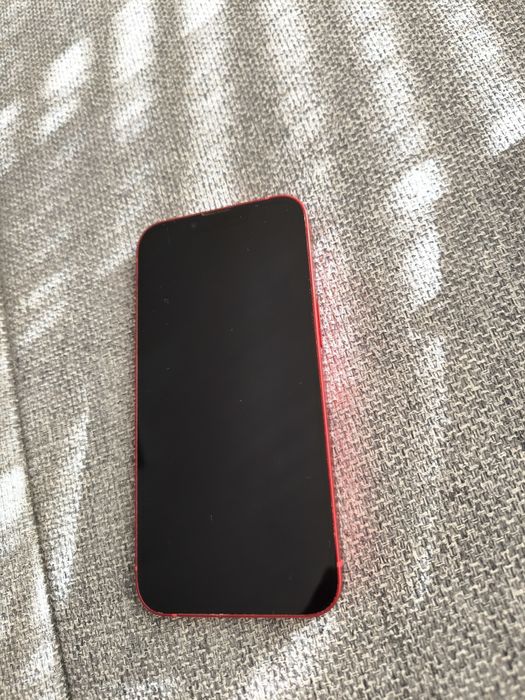 iPhone 13 128GB Red