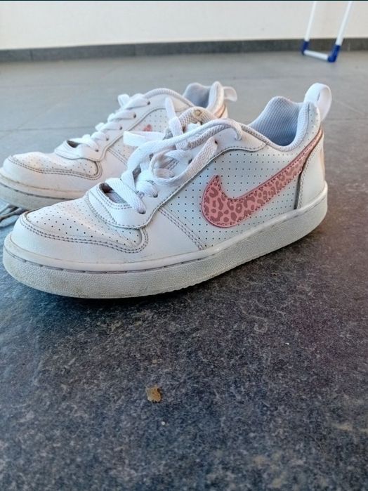 adidasi nike copil fata marime 35 36 stare impecabila