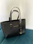 Geanta dama Louis Vuitton