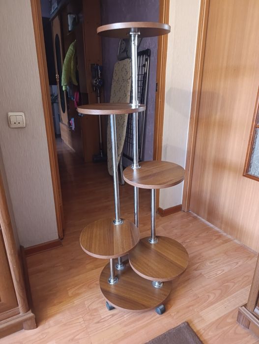 Передвижная полоска для комнатных растений.