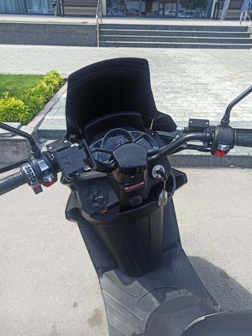 Скутер тигер 150 кубли сотилади