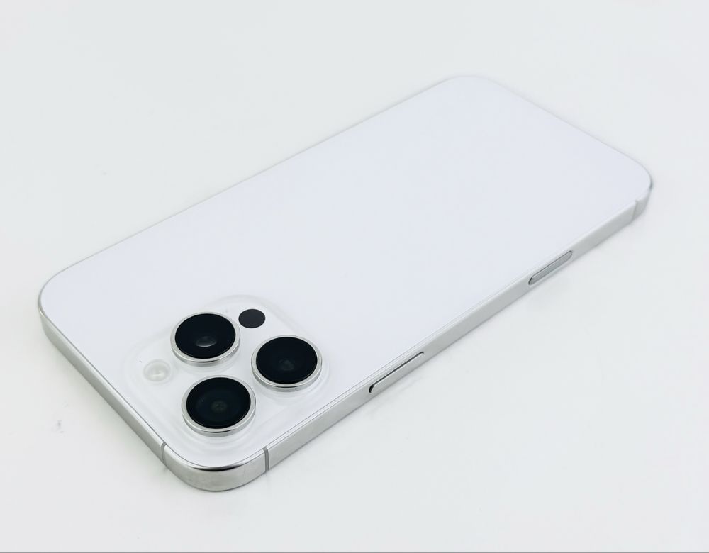 Apple iPhone 16 Pro Max 256GB White 100% Батерия! Отличен!