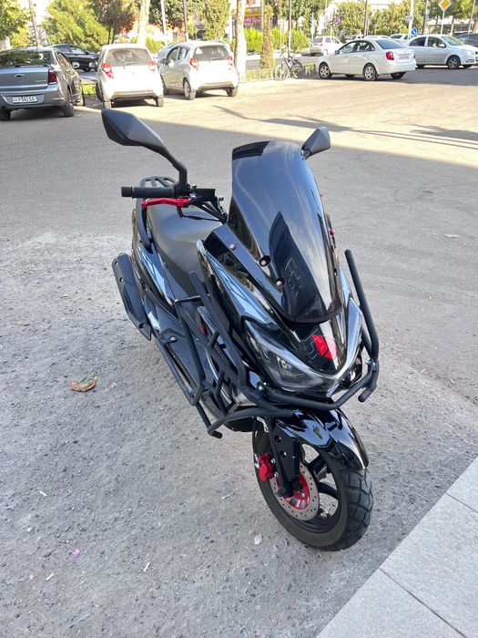 Tiger 150 kub skuter obmen bor Iphone 15 Pro dan tepasiga