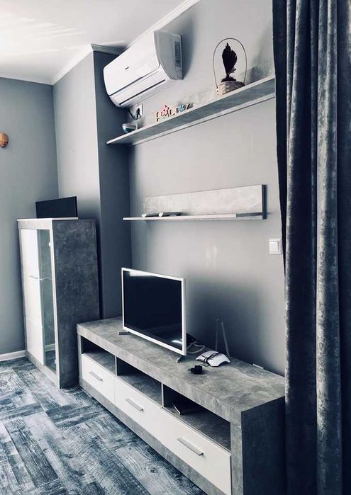 Дава се под наем Двустаен апартамент в Бургас, Център - 60 кв.м за 350 € - Снимка #7