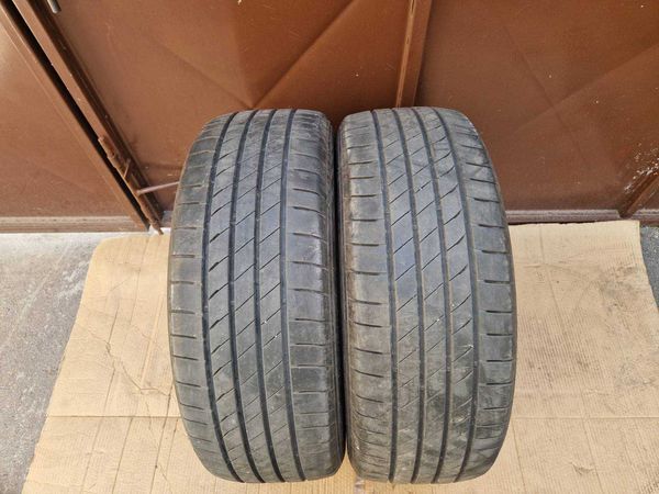 2 Kumho R20 235/45
летни гуми
DOT0823